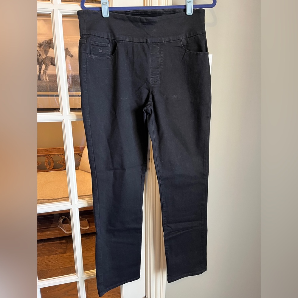 Gloria Vanderbilt Women's  Black Pull On Pants